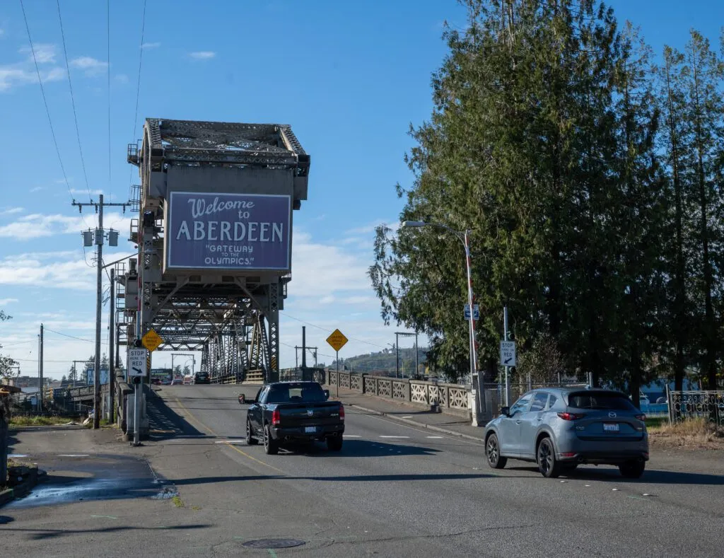 Welcome to Aberdeen bridge
